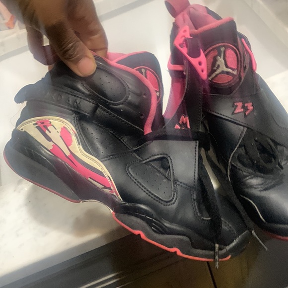 Girl Jordan shoes - Picture 2 of 14